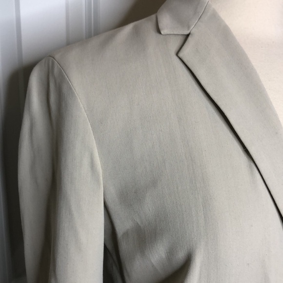 Vince Neutral Soft Blazer 8 - Picture 2 of 11